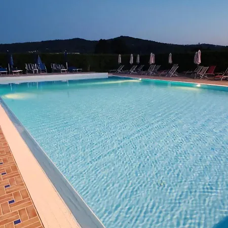 Cilento Parking E Sosta Camper Капаччио-Паэстум