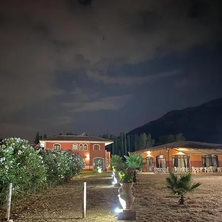 Parque de Campismo Cilento Parking E Sosta Camper